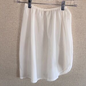 Vintage Farr West Half Slip Medium Ivory Lace Trim Nylon USA Lingerie Skirt Slip